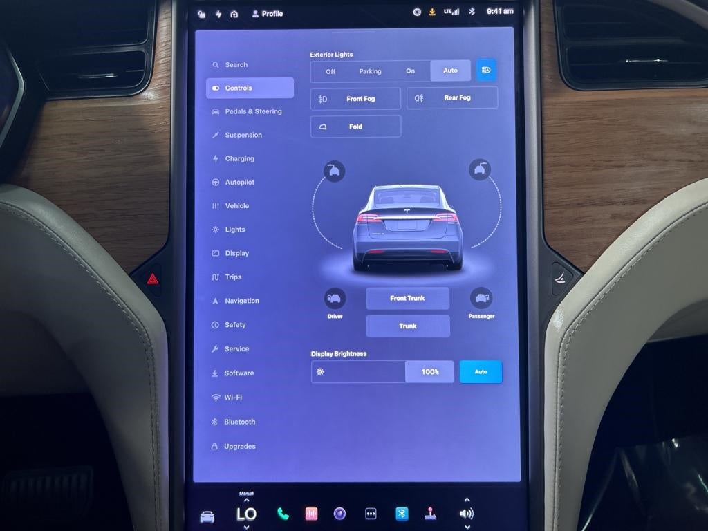 2019 Tesla Model X Standard Range