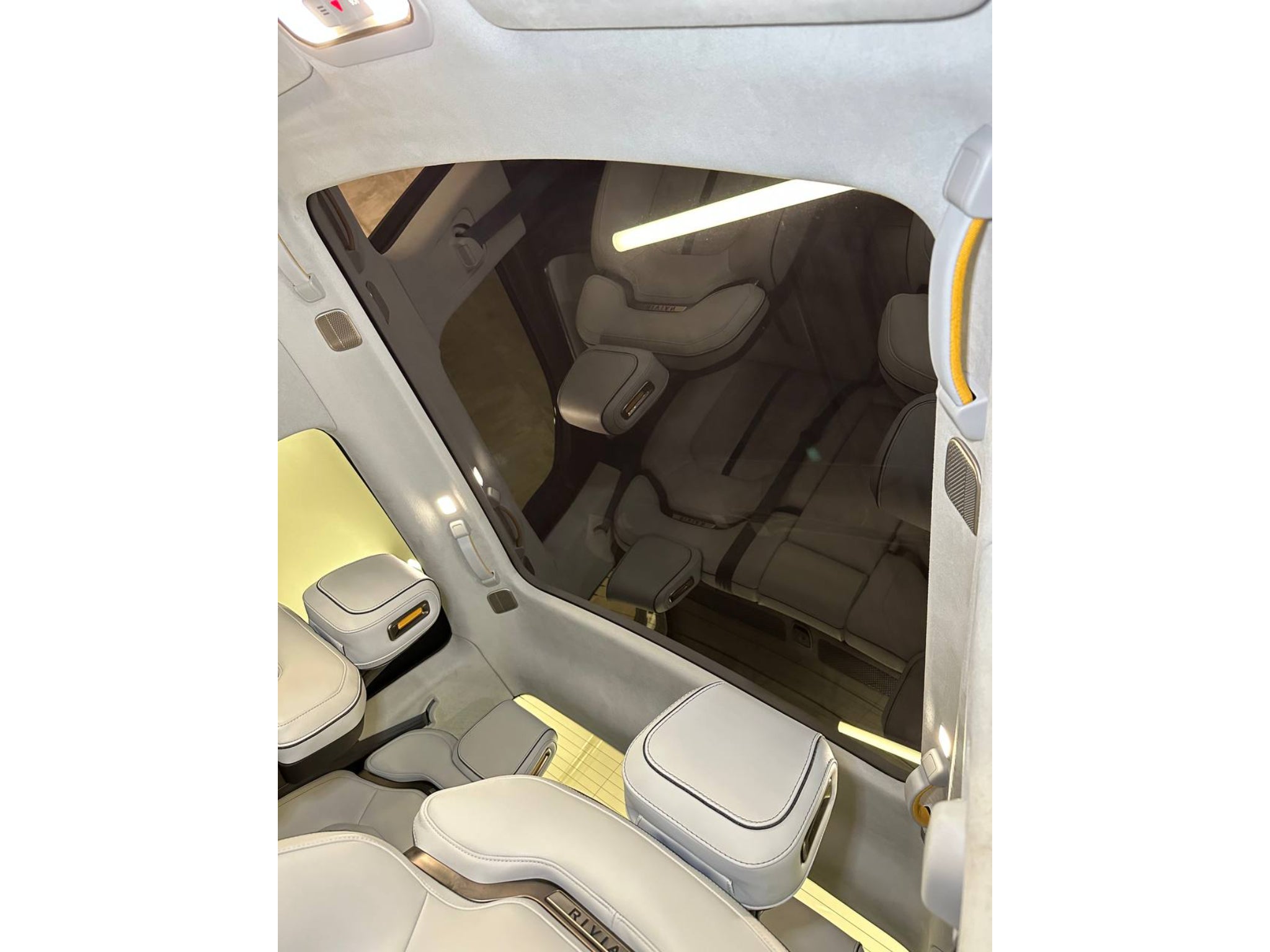 2023 Rivian R1T Adventure - Max Pack