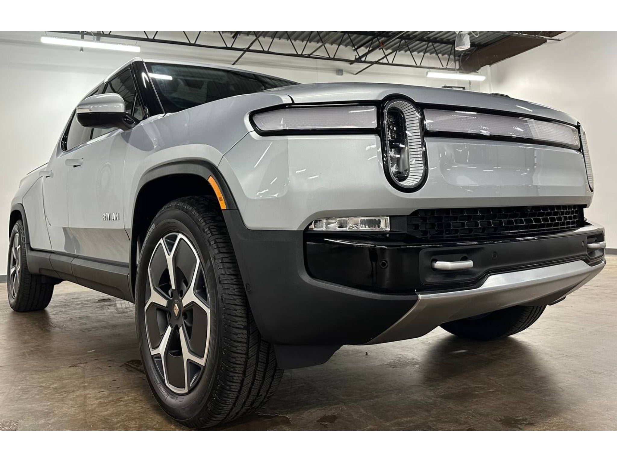 2023 Rivian R1T Adventure - Max Pack