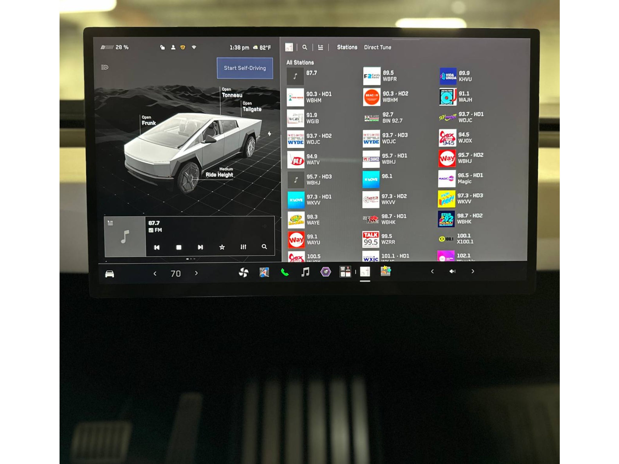 2024 Tesla Cybertruck Base