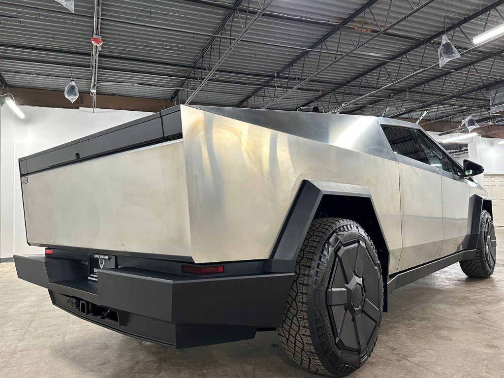 2024 Tesla Cybertruck Foundation