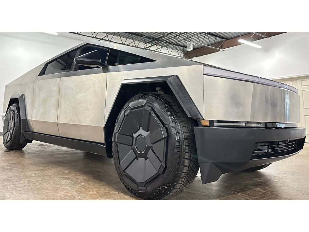 2024 Tesla Cybertruck Foundation