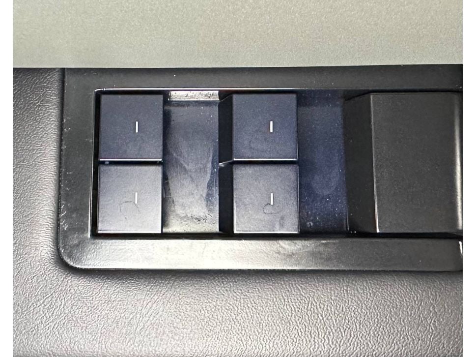 2025 Tesla Cybertruck Crew Cab Medium Bed