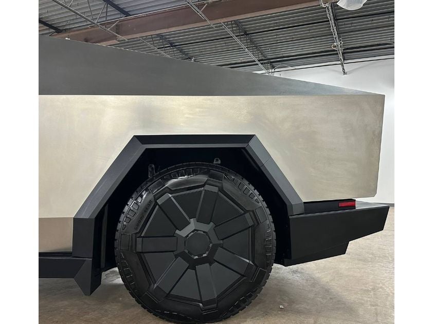 2025 Tesla Cybertruck Cyberbeast