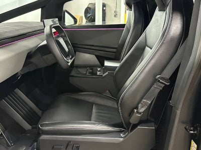 2024 Tesla Cybertruck Cyberbeast