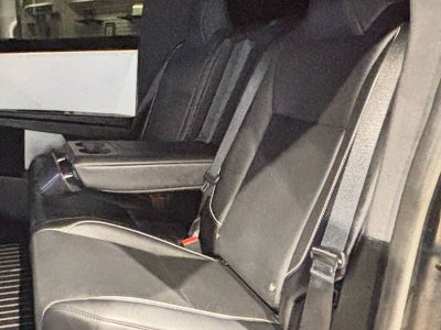 2024 Tesla Cybertruck Cyberbeast