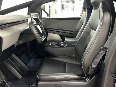 2024 Tesla Cybertruck Cyberbeast