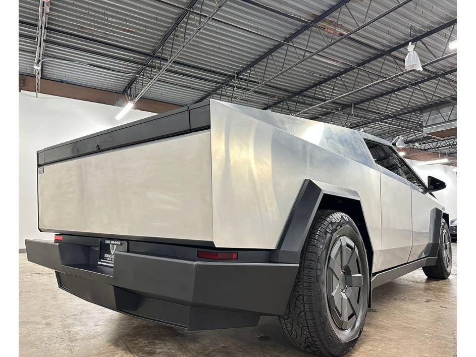 2025 Tesla Cybertruck Cyberbeast
