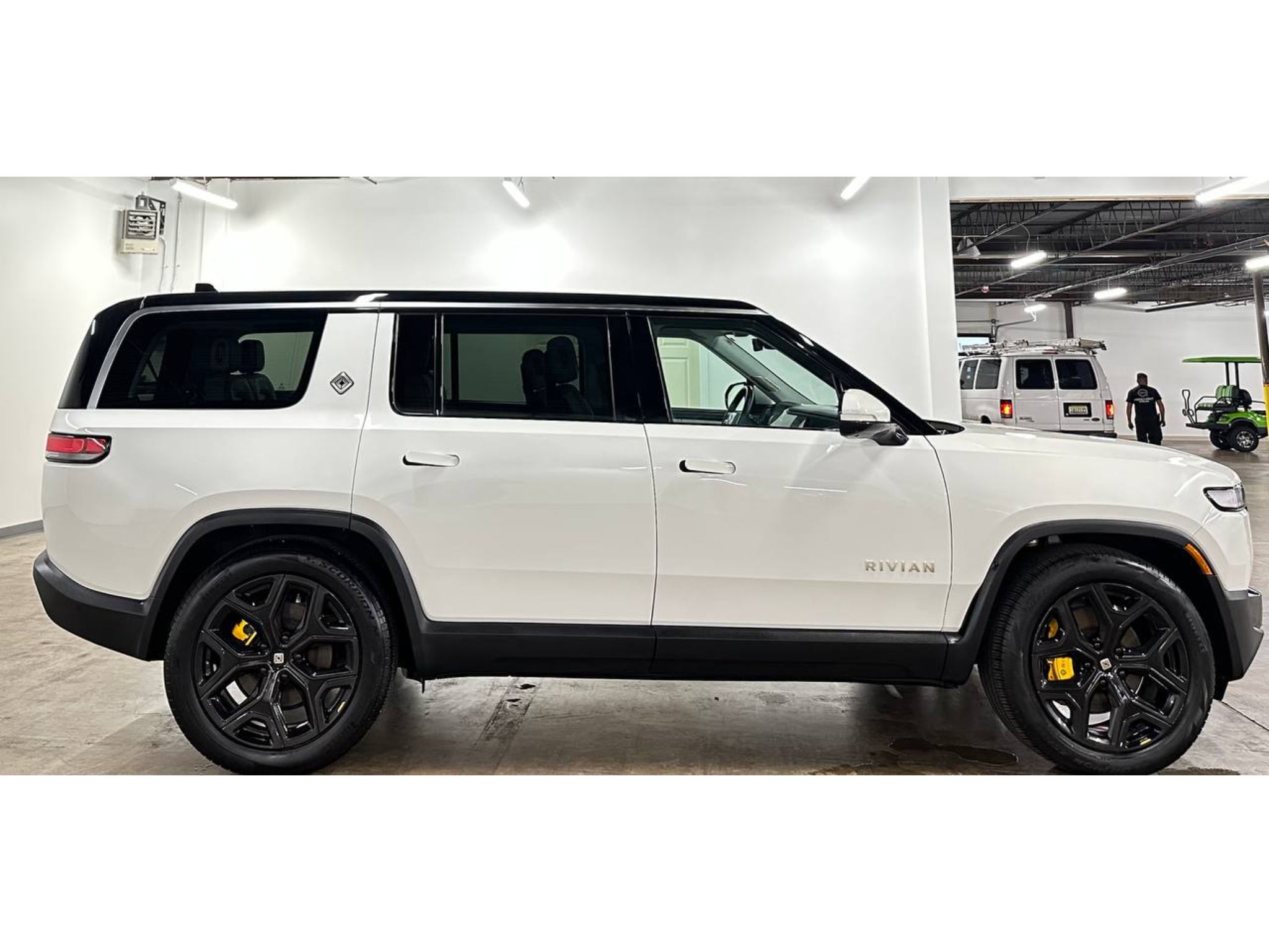 2024 Rivian R1S Adventure - Large Pack