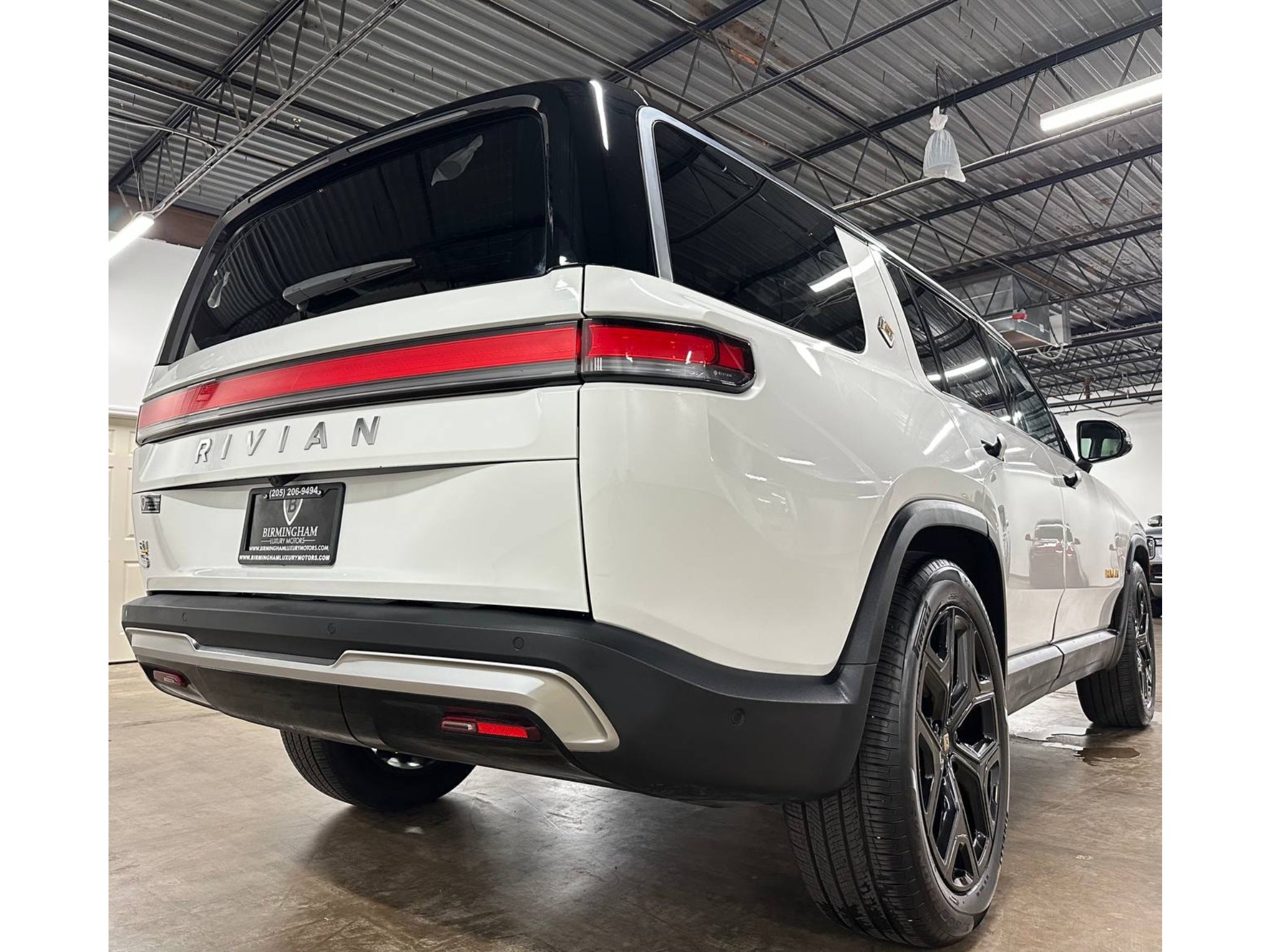 2024 Rivian R1S Adventure - Large Pack