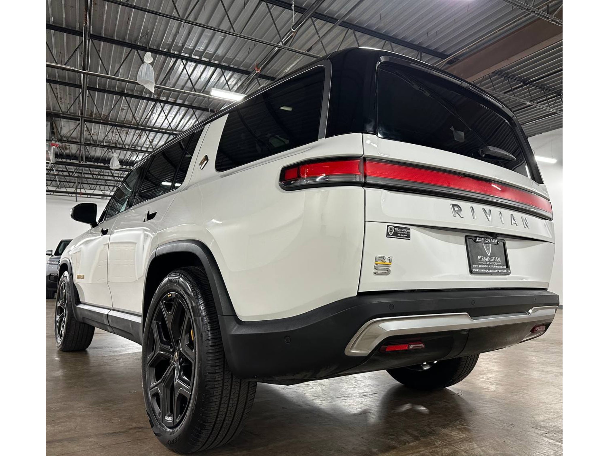 2024 Rivian R1S Adventure - Large Pack