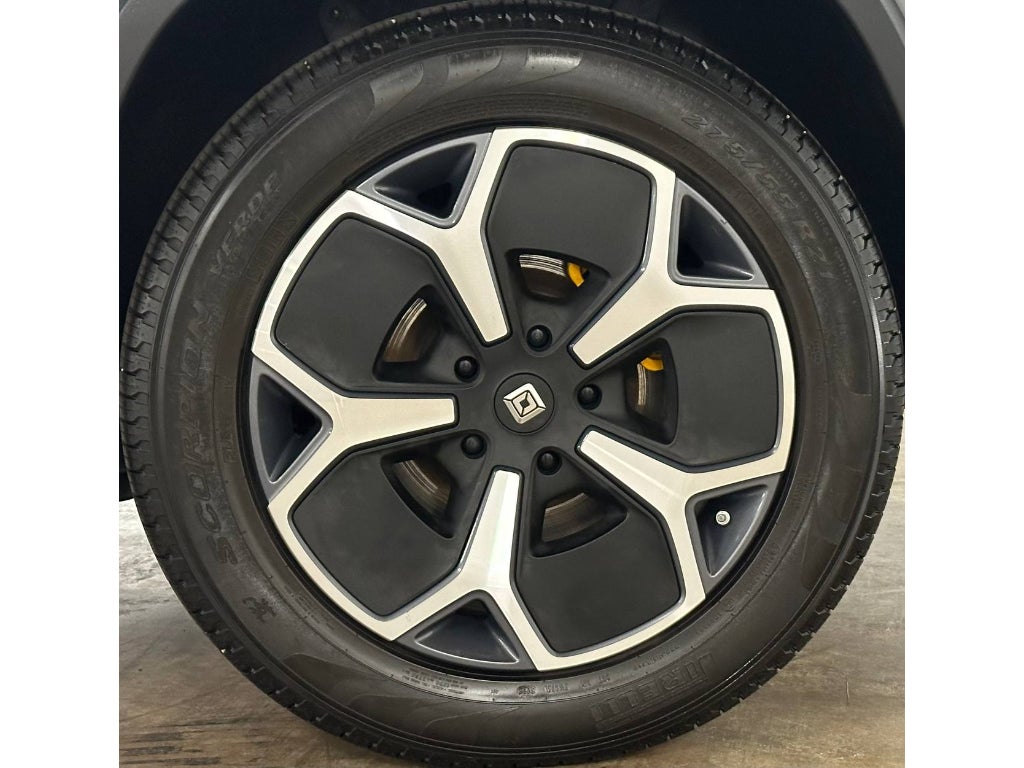2024 Rivian R1S Adventure