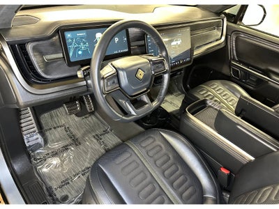 2024 Rivian R1S Adventure