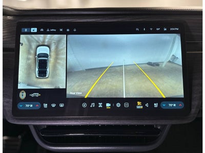 2024 Rivian R1S Adventure
