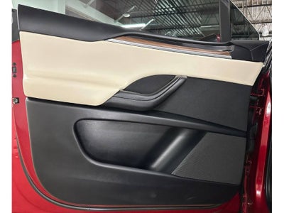 2025 Tesla Model X Base