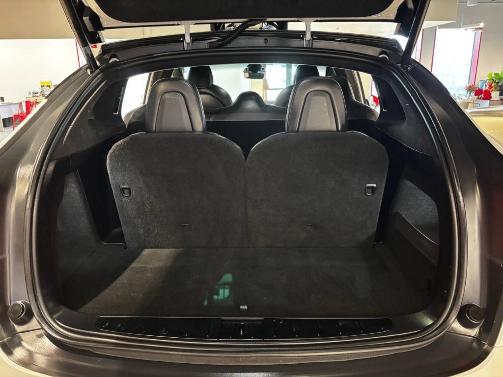 2022 Tesla Model X Long Range