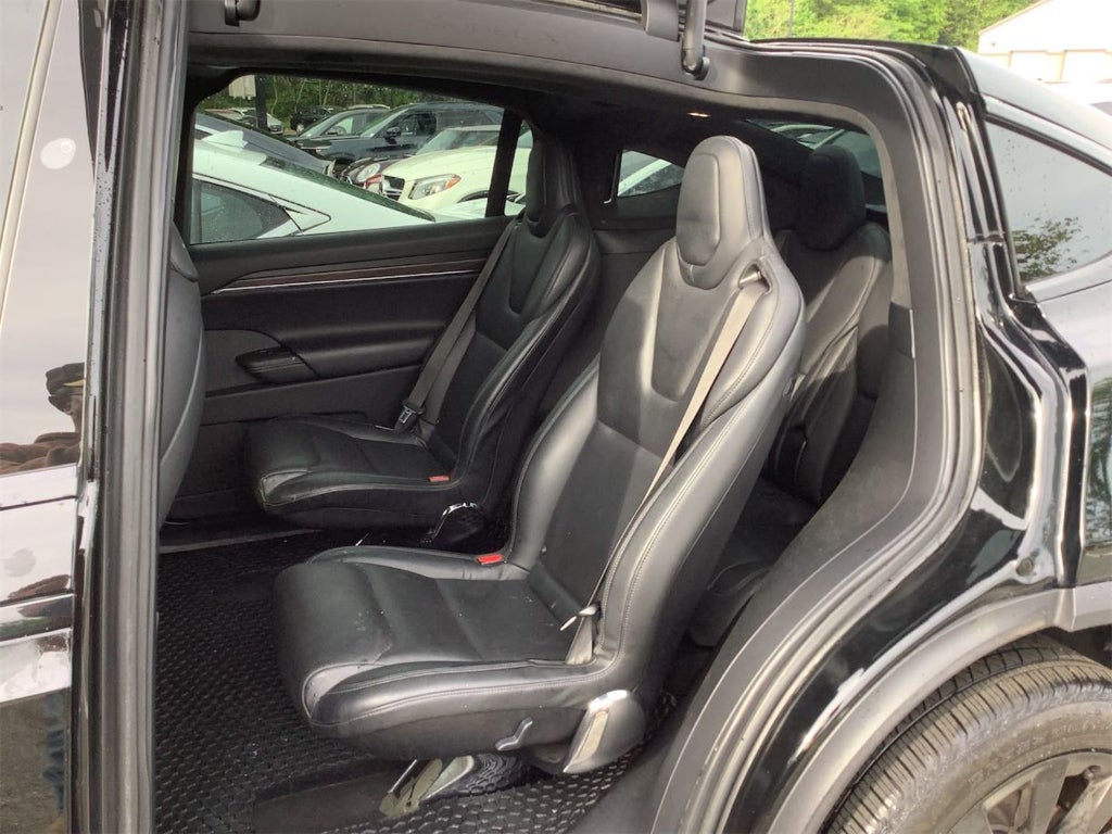 2022 Tesla Model X Base