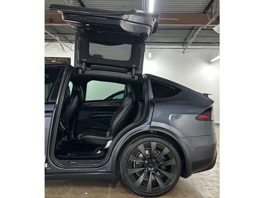 2023 Tesla Model X Plaid