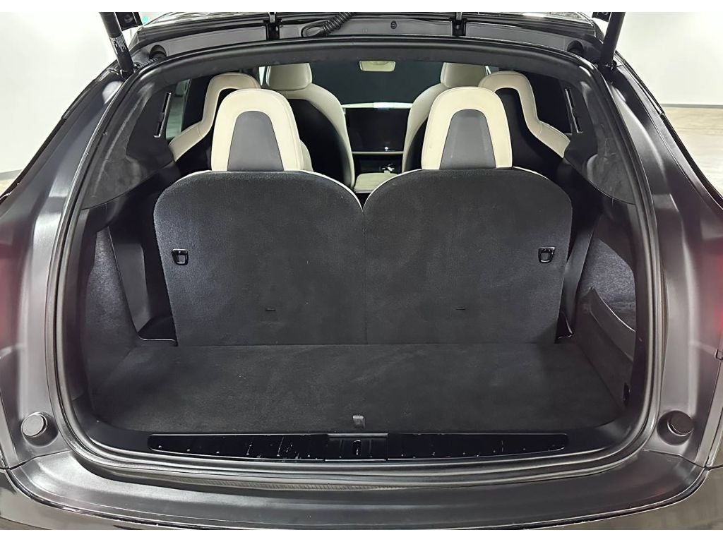 2022 Tesla Model X Plaid