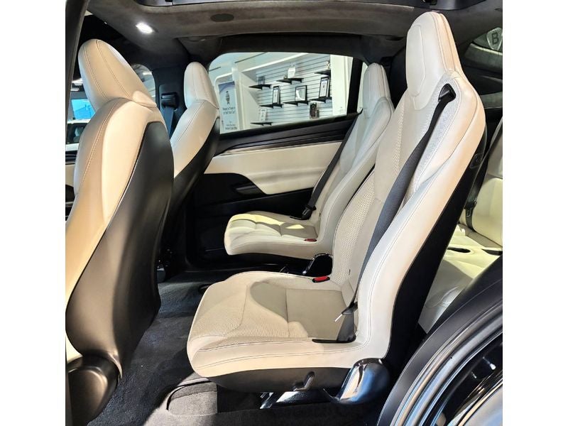 2022 Tesla Model X Plaid