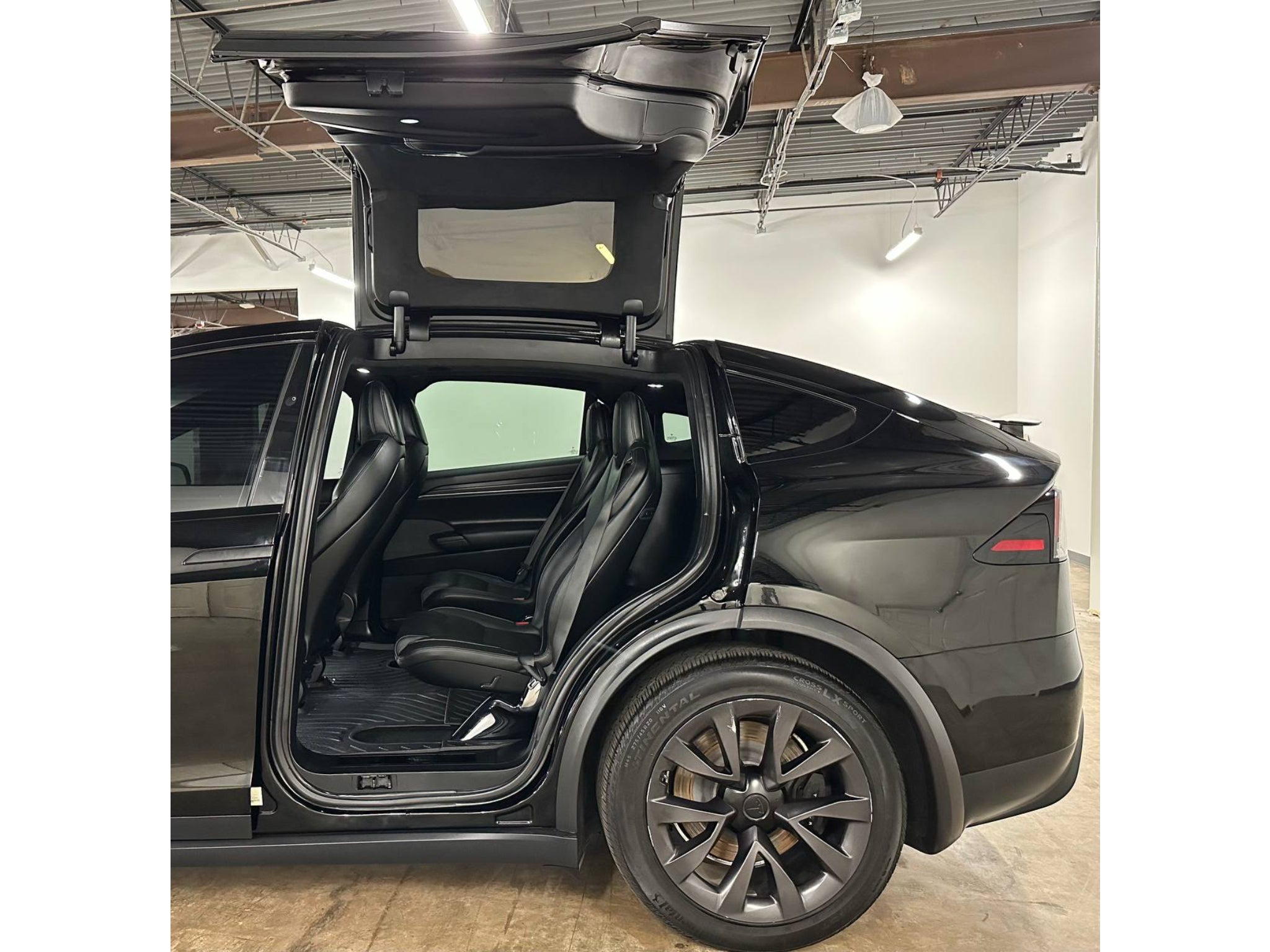2023 Tesla Model X Plaid
