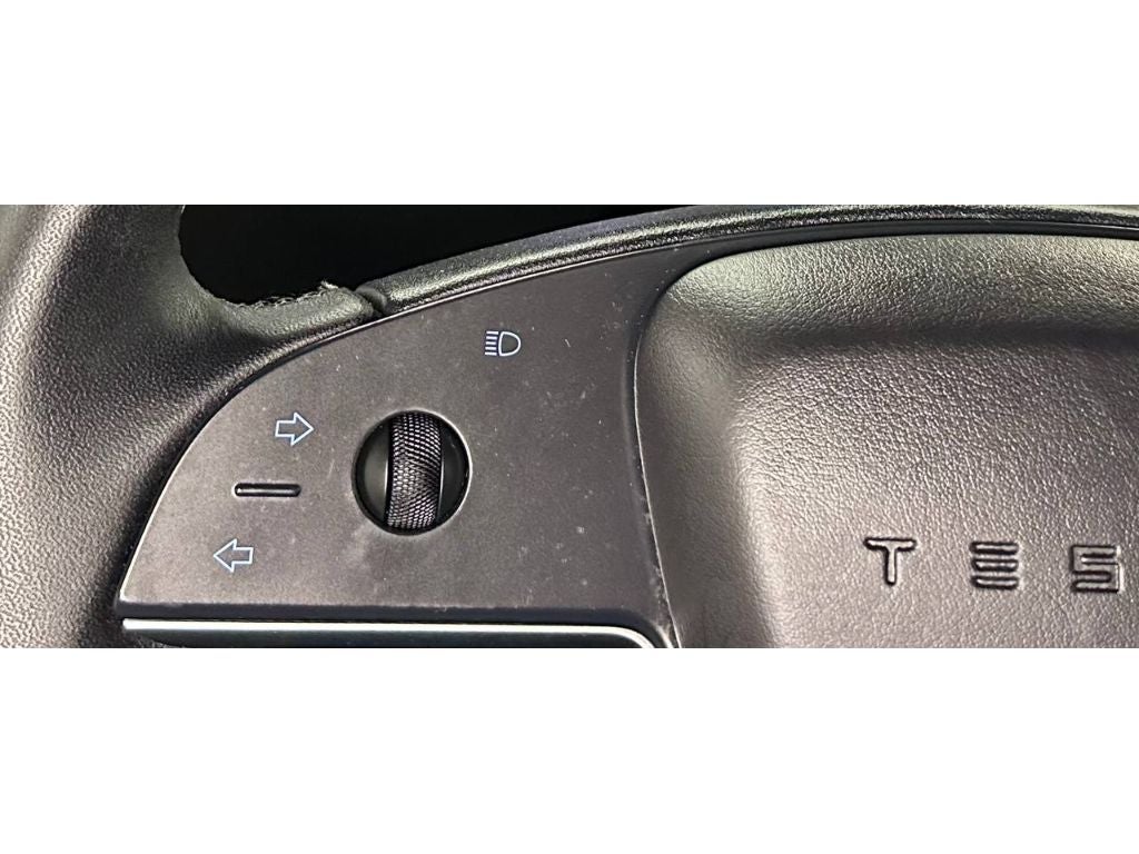 2023 Tesla Model X Plaid