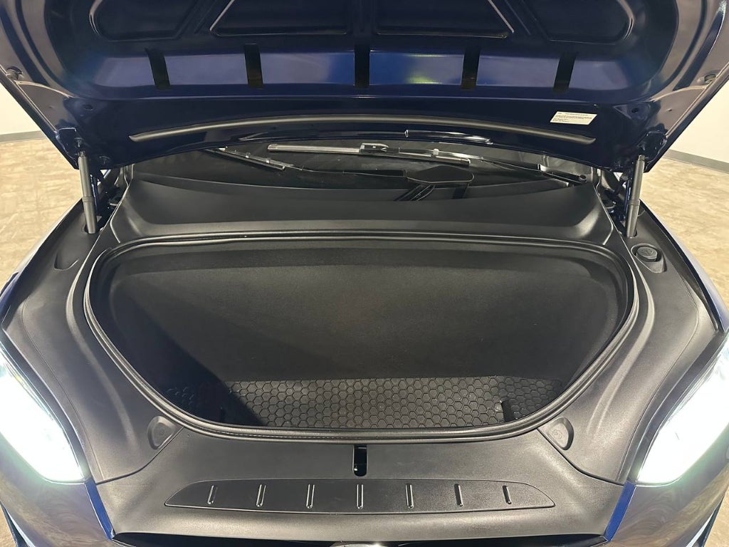 2023 Tesla Model X Plaid
