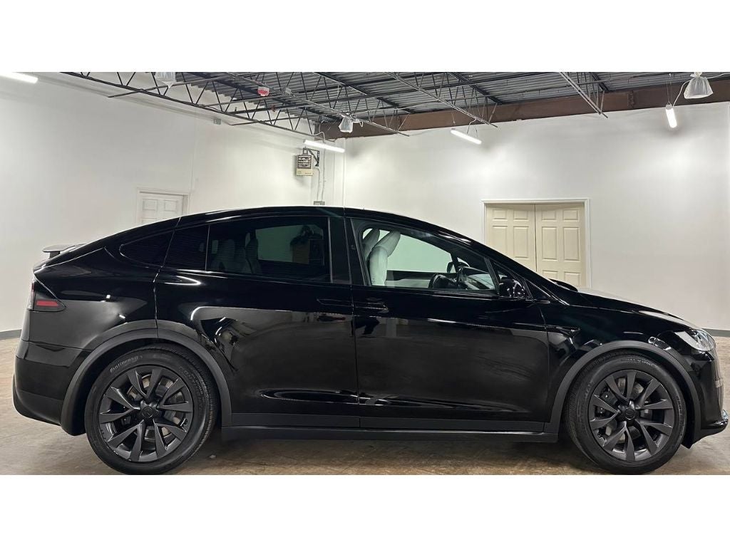 2024 Tesla Model X Base