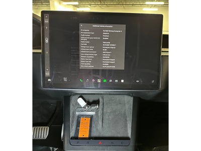 2024 Tesla Model X Base