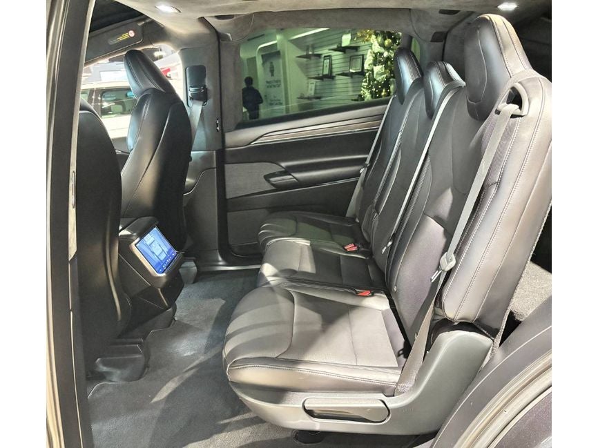 2024 Tesla Model X Base