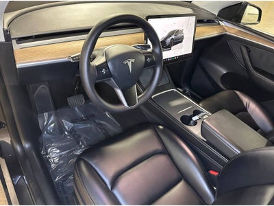 2024 Tesla Model Y Standard Range