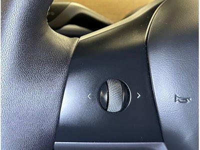 2024 Tesla Model Y Standard Range