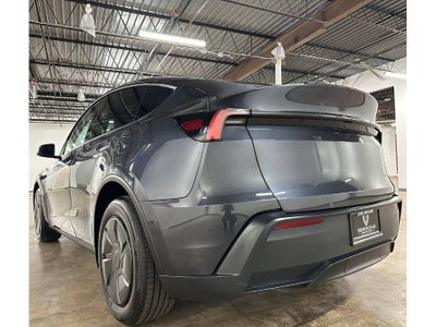 2026 Tesla Model Y Base