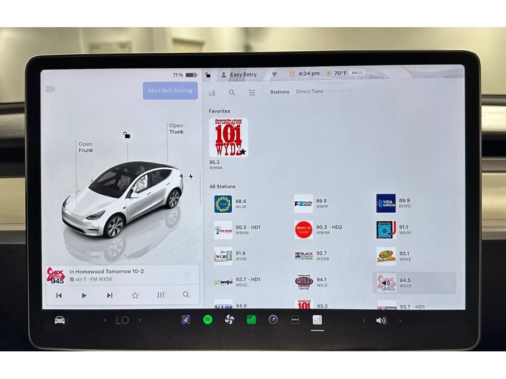 2023 Tesla Model Y Long Range