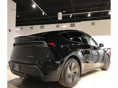 2026 Tesla Model Y Premium