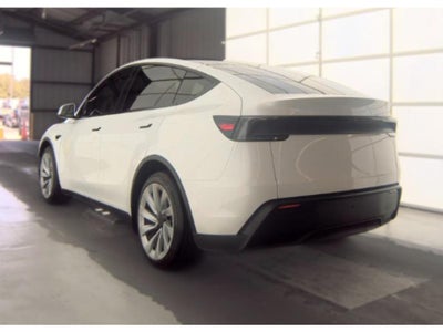 2026 Tesla Model Y Long Range