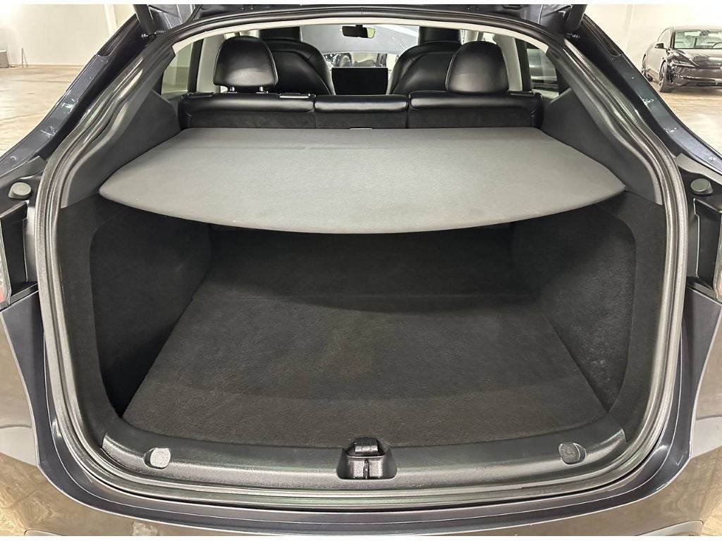 2025 Tesla Model Y Performance