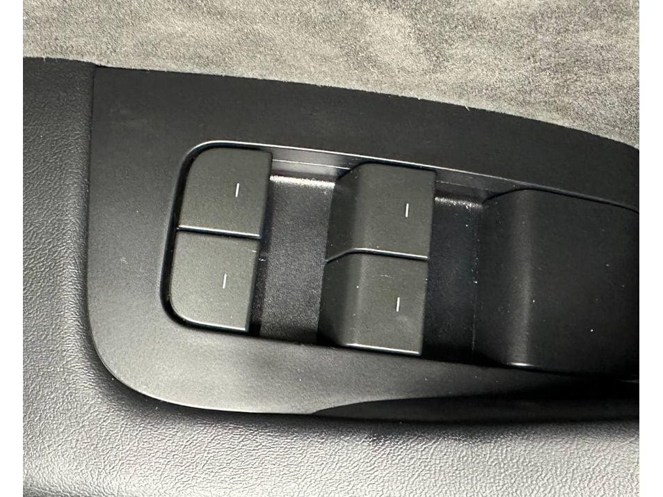 2024 Tesla Model Y Performance