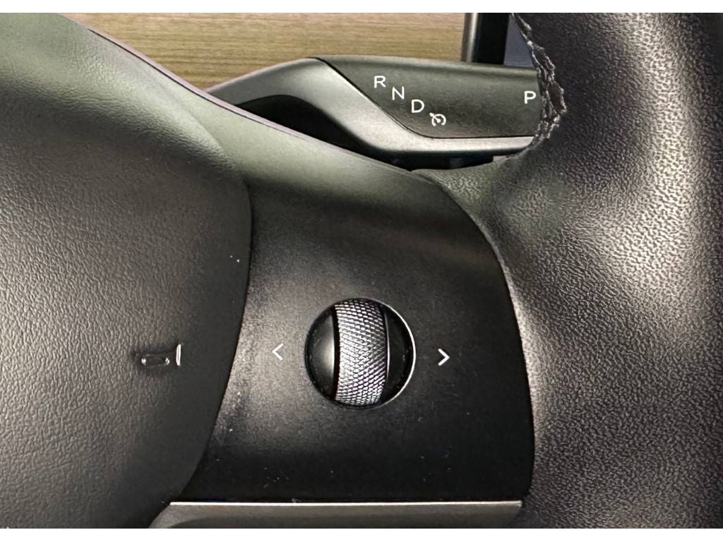 2024 Tesla Model Y Performance