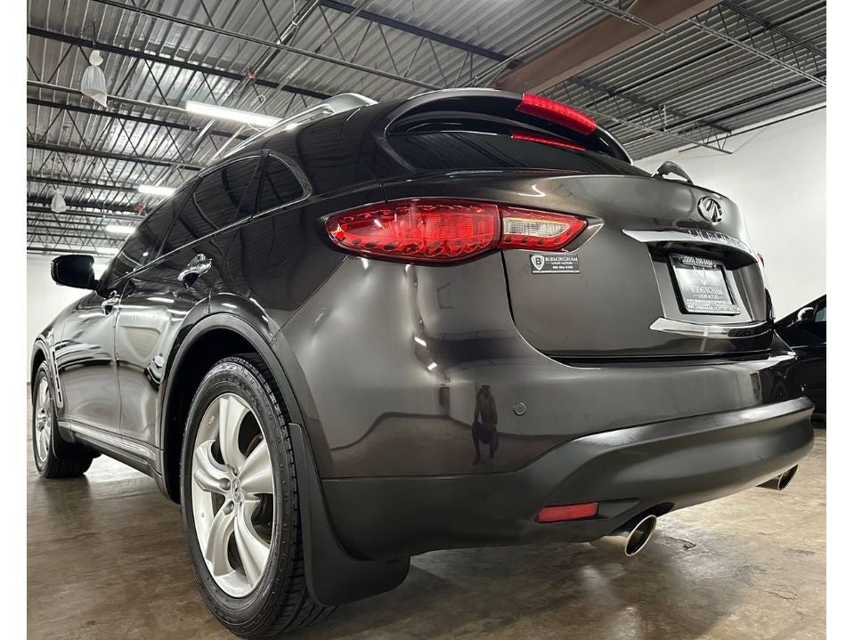 2010 INFINITI FX35 Base