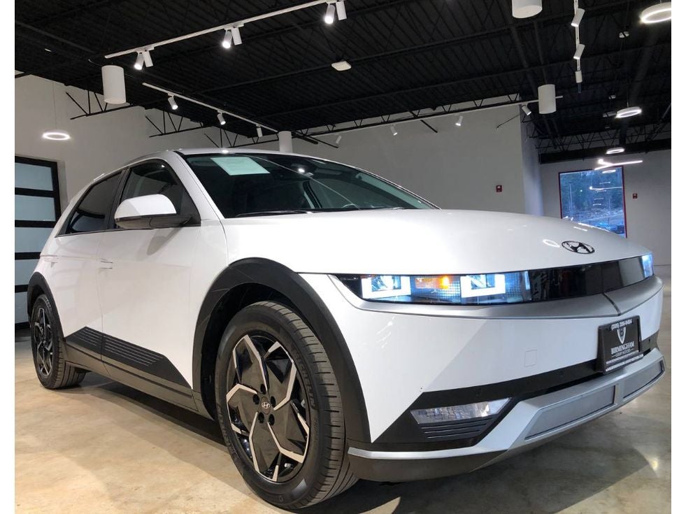 2024 Hyundai IONIQ 5 SEL