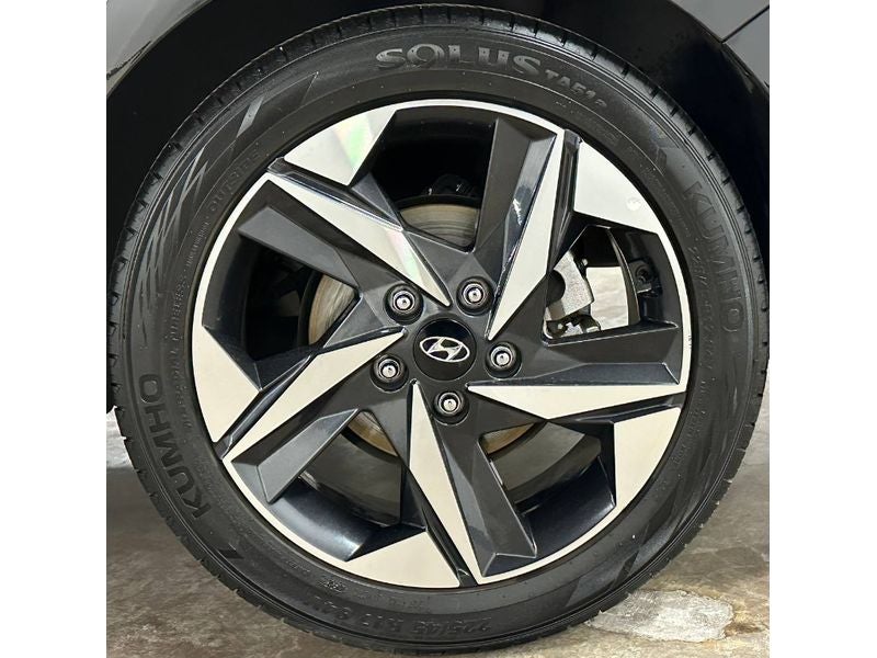 2022 Hyundai Elantra Limited