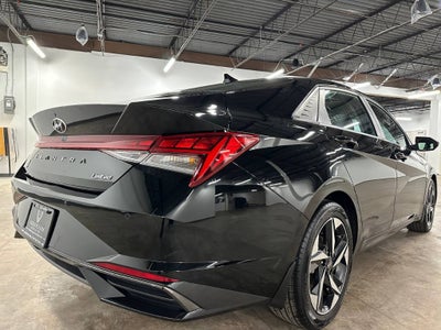 2022 Hyundai Elantra Limited