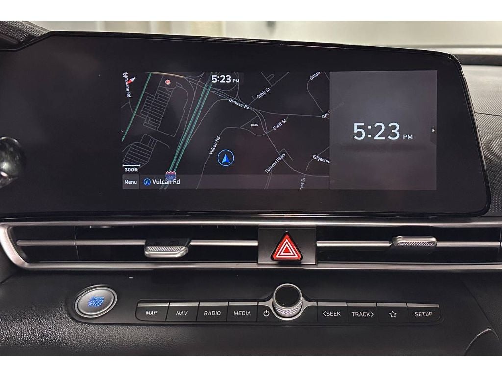 2022 Hyundai Elantra Limited