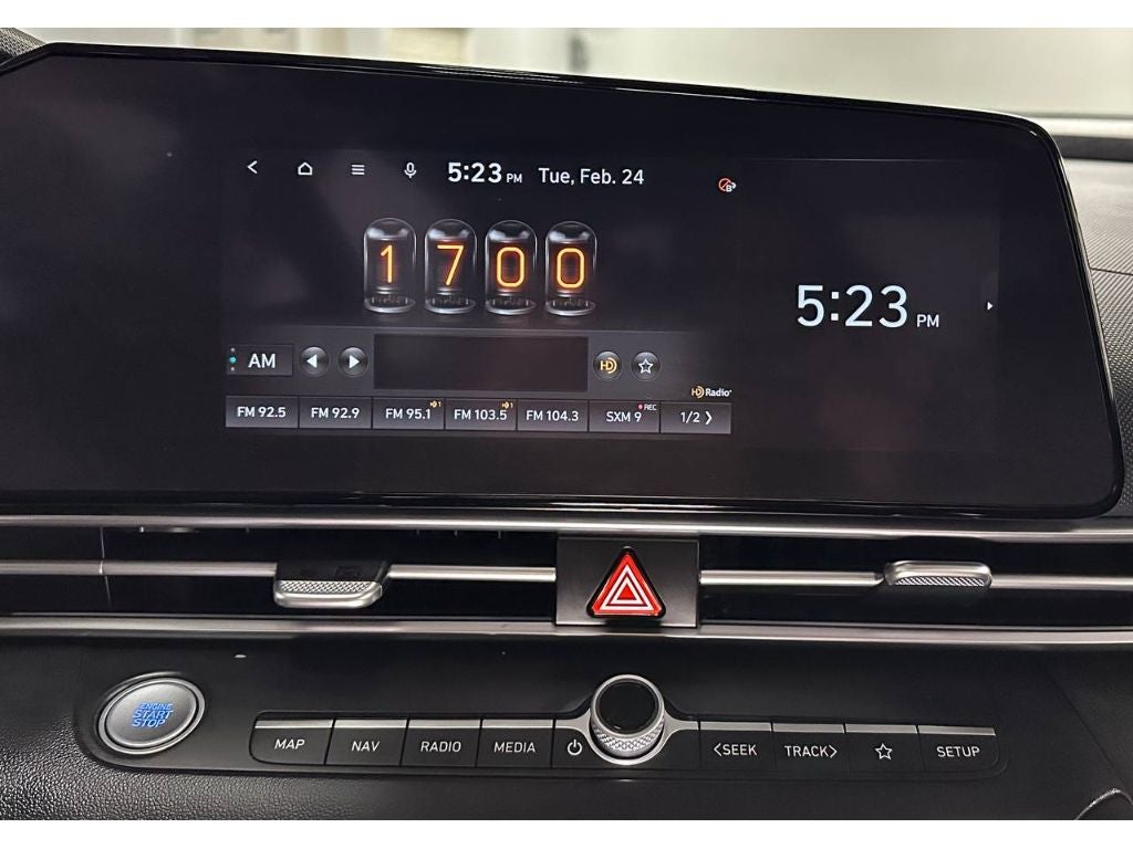 2022 Hyundai Elantra Limited