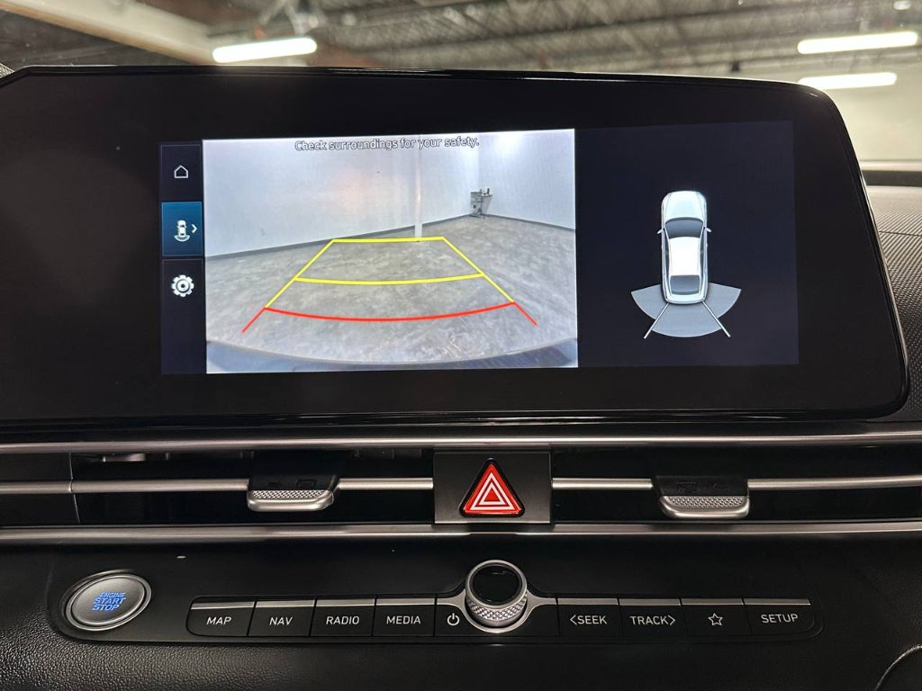 2022 Hyundai Elantra Limited