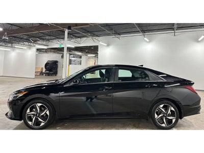 2022 Hyundai Elantra Limited