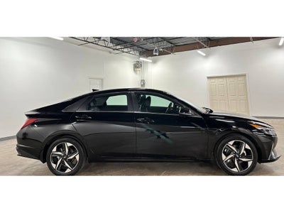 2022 Hyundai Elantra Limited