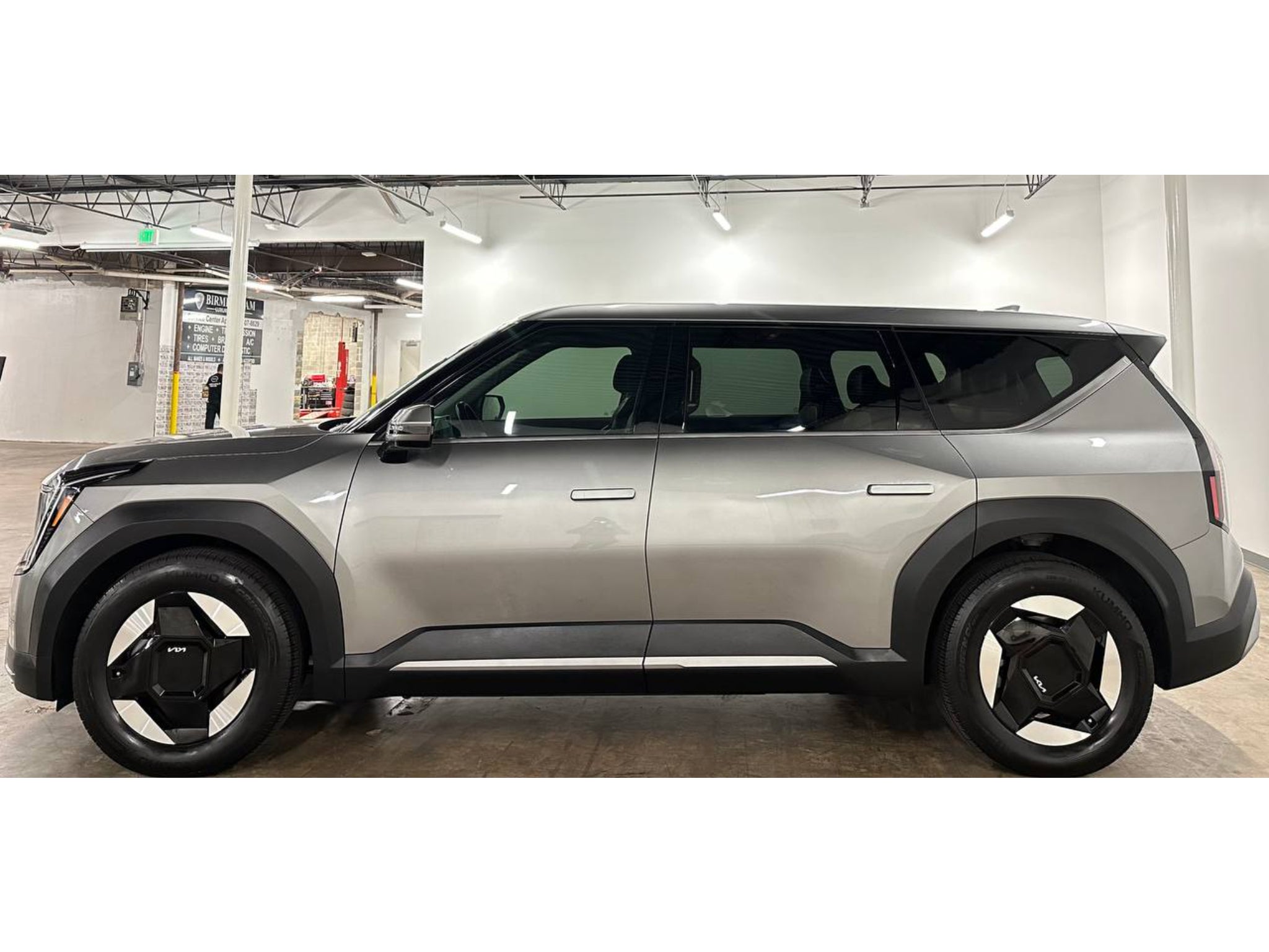 2024 Kia EV9 Light LR
