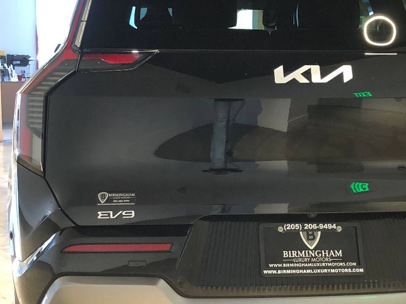 2024 Kia EV9 Land